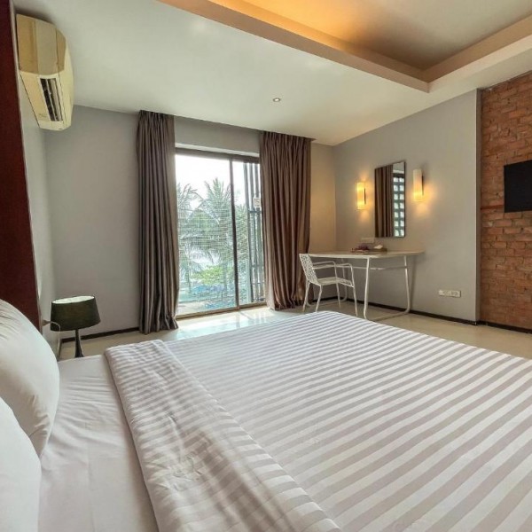 Sea View Room (S2)
